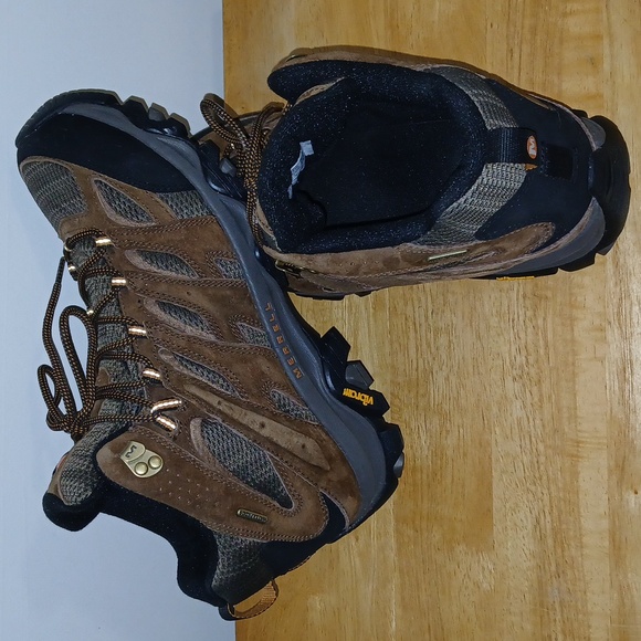 NWOT Merrell Men's Brown Hiking Shoes - Picture 8 of 11